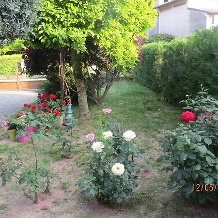 Bed and Breakfast 5 Palme Terzo d' Aquileia Esterno foto
